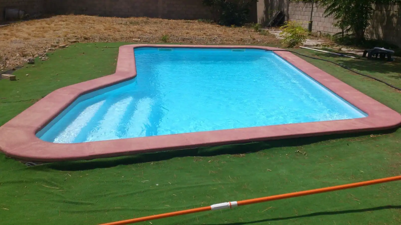 Piscina de Casa o xalet en venda en Nuez de Ebro amb Calefacció, Terrassa i Traster