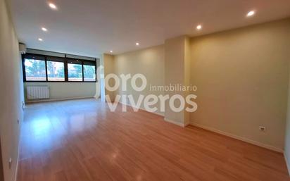 Sala d'estar de Pis de lloguer en  Valencia Capital amb Aire condicionat i Parquet