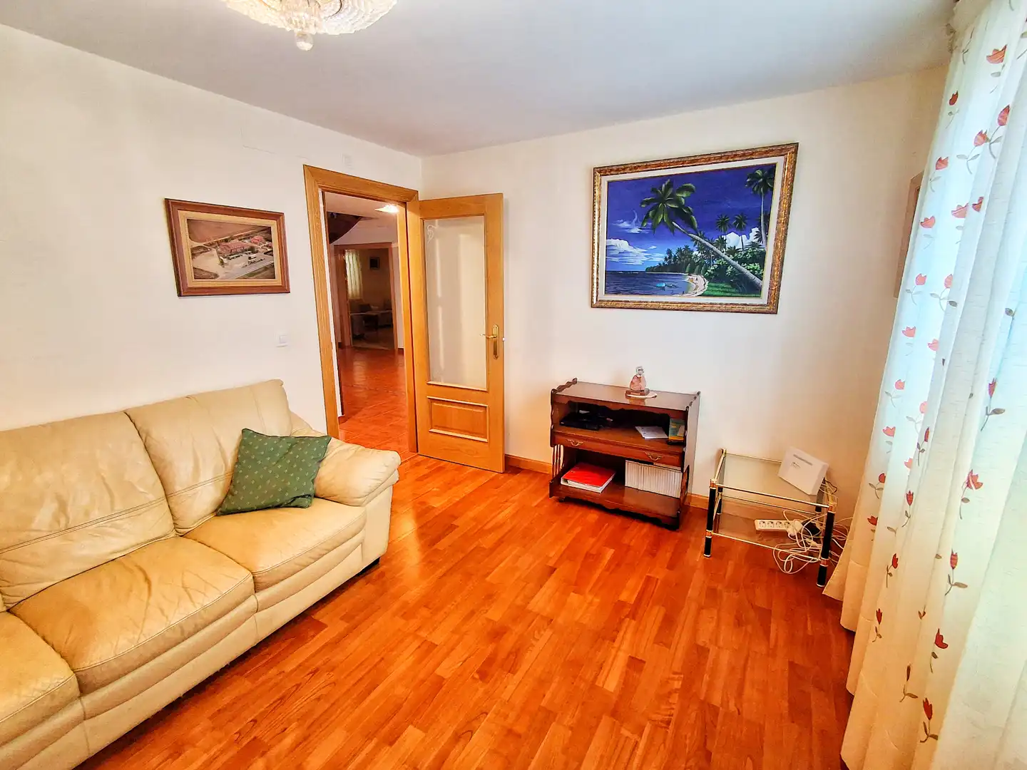 Sala de estar de Edificio en venta en Vadocondes con Alarma y Piscina comunitaria