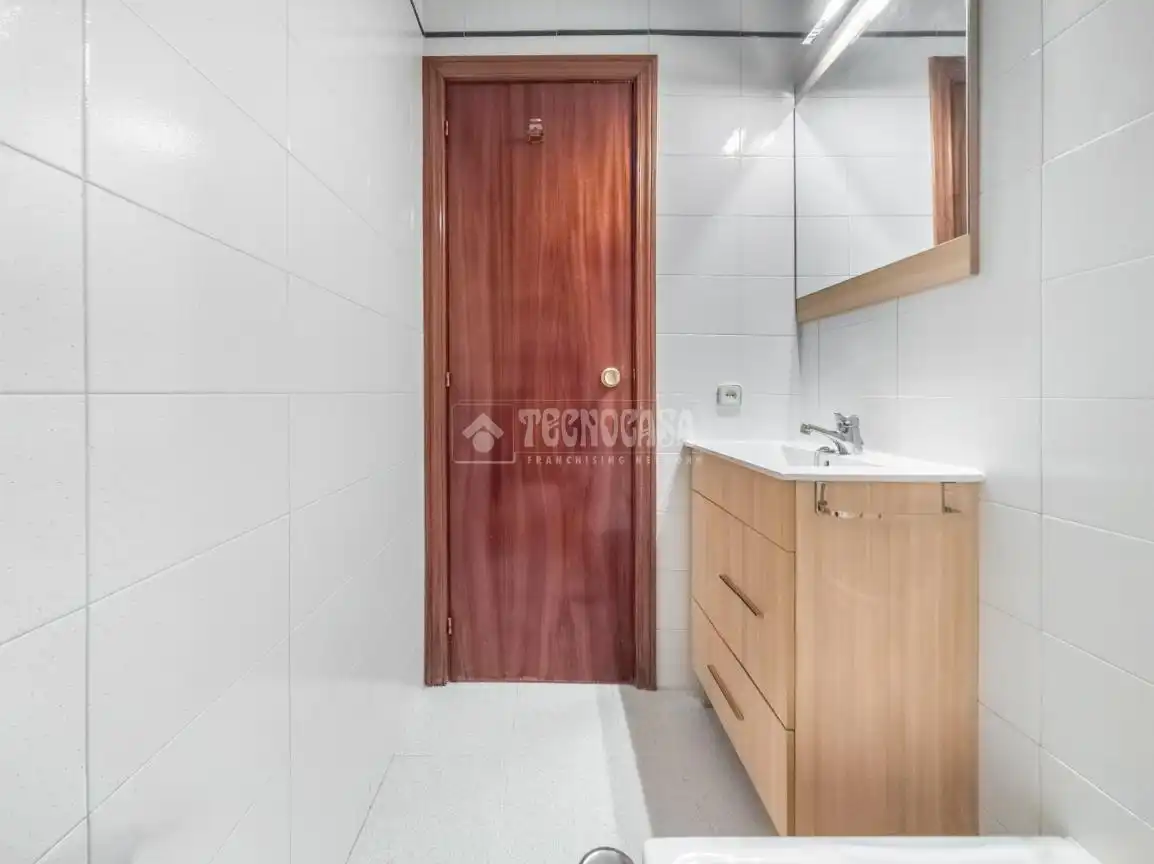 Baño de Piso en venta en Madrid con Aire acondicionado, Calefacción y Parquet