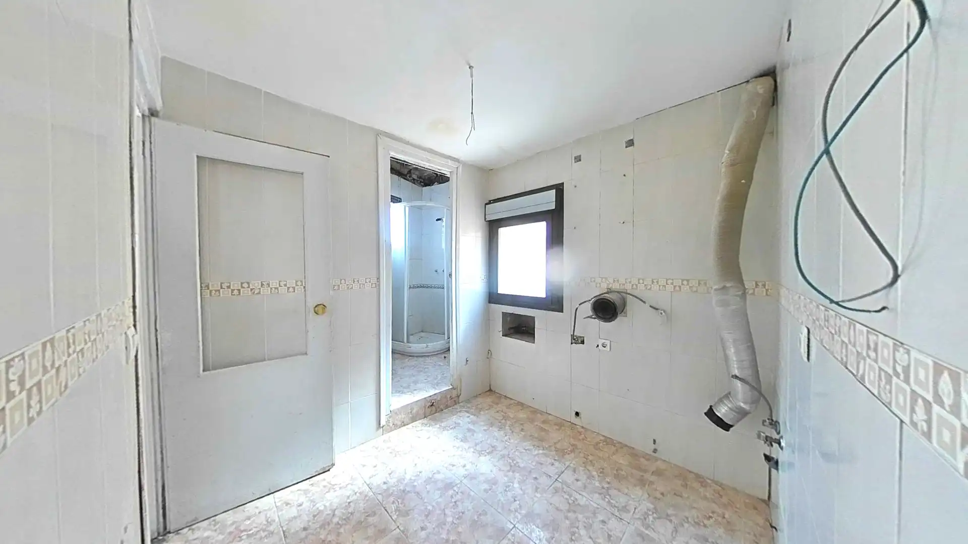 Baño de Piso en venta en Tarazona con Balcón