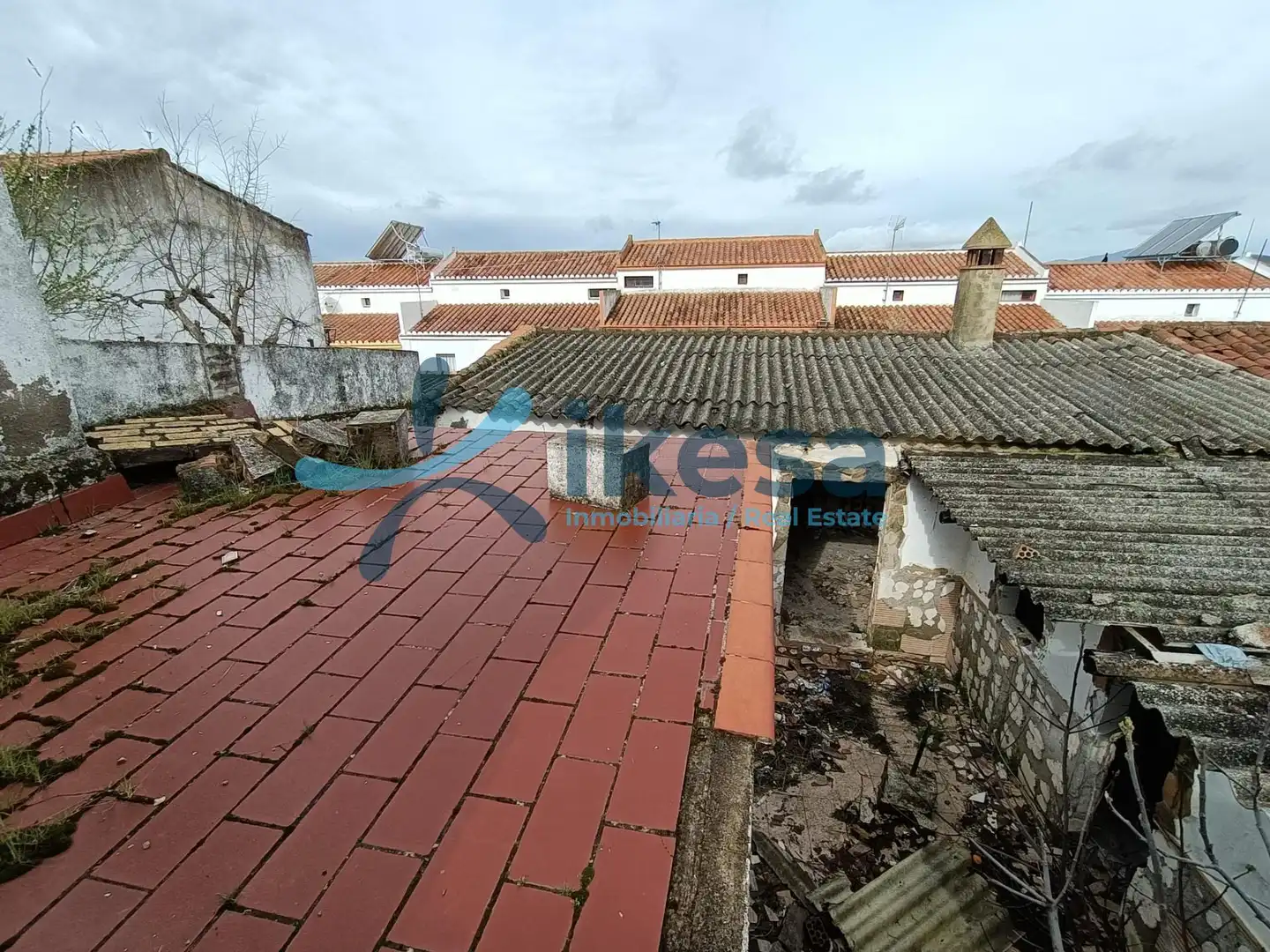 Vista exterior de Casa adosada en venda en El Real de la Jara