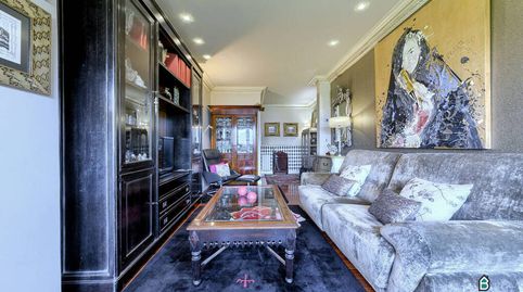 Foto 5 de Piso en venta en Avenida Julian Gaiarre Etorbidea, Txurdinaga, Bilbao