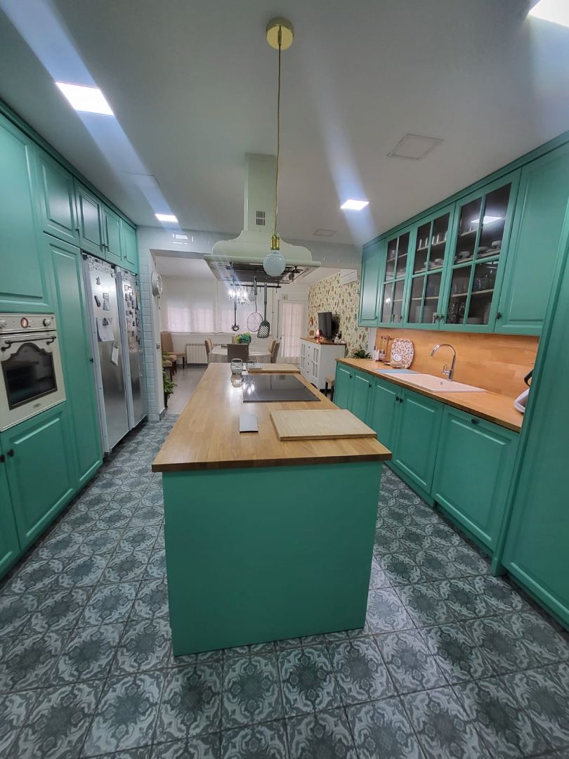 Cuina de Casa o xalet en venda en Esquivias amb Aire condicionat, Jardí privat i Terrassa