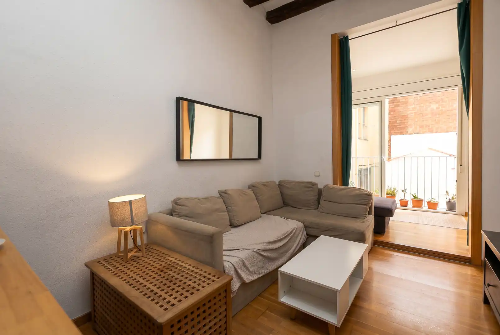 Living room of Flat for sale in Barcelona