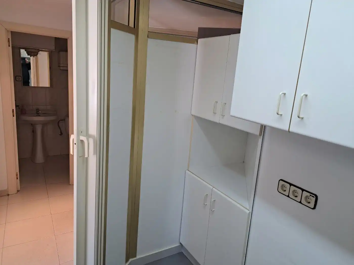 Local comercial en venda a Canovelles, imagen 8