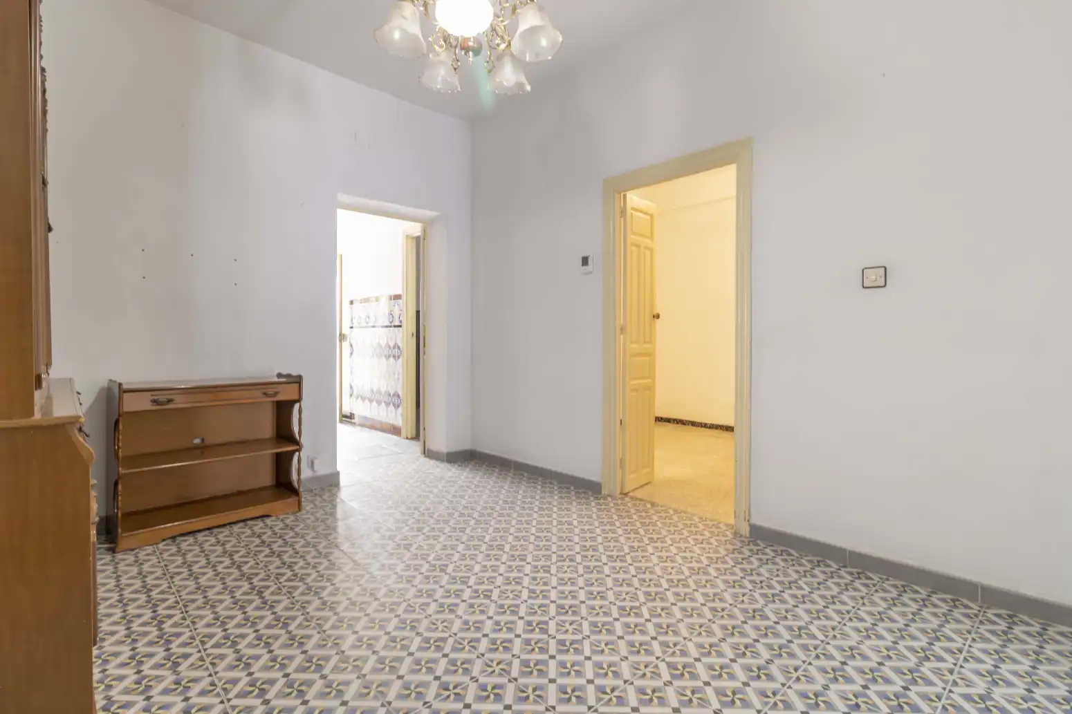 Detached homes for sale in Sevilla  with Air Conditioner, Terrace and Balcony