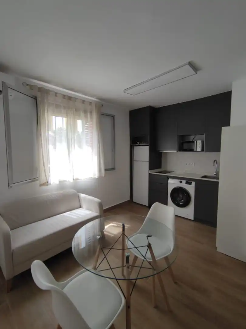 Apartment for sale in Calle José María Valdenebro