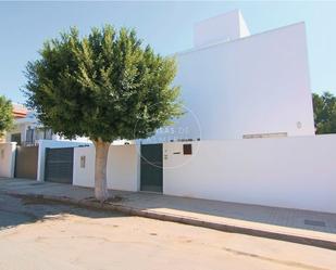 Vista exterior de Casa o xalet en venda en El Ejido amb Aire condicionat