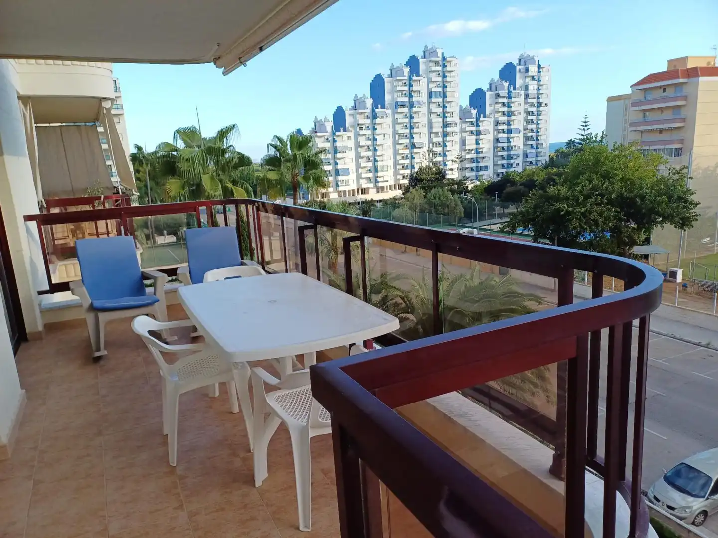 Apartamento con terraza en alquiler en Calle de La Rioja