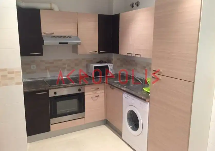 Cuina de Àtic en venda en Benavente amb Calefacció, Terrassa i Moblat