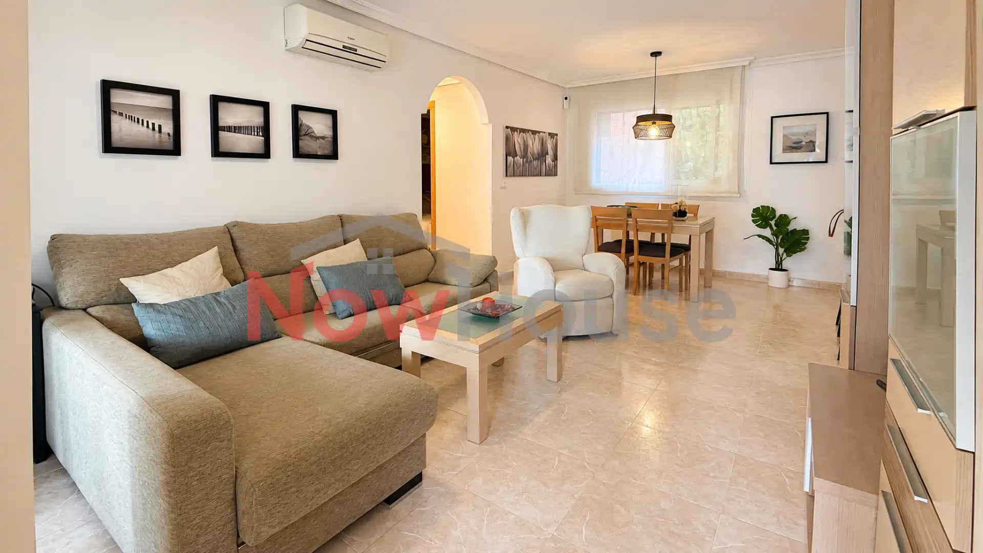 Sala d'estar de Planta baixa en venda en Cales de Mallorca  