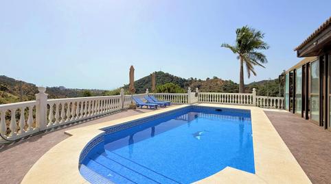 Foto 2 de Casa o xalet en venda a Huertos del Padron, Altos de Estepona, Málaga