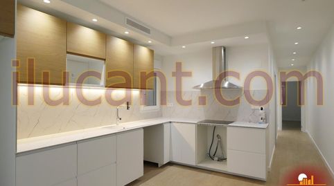 Foto 2 de Piso en venta en Campoamor, Alicante / Alacant
