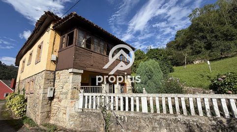 Foto 3 de Casa o xalet en venda a Barredo, Ribadesella, Asturias