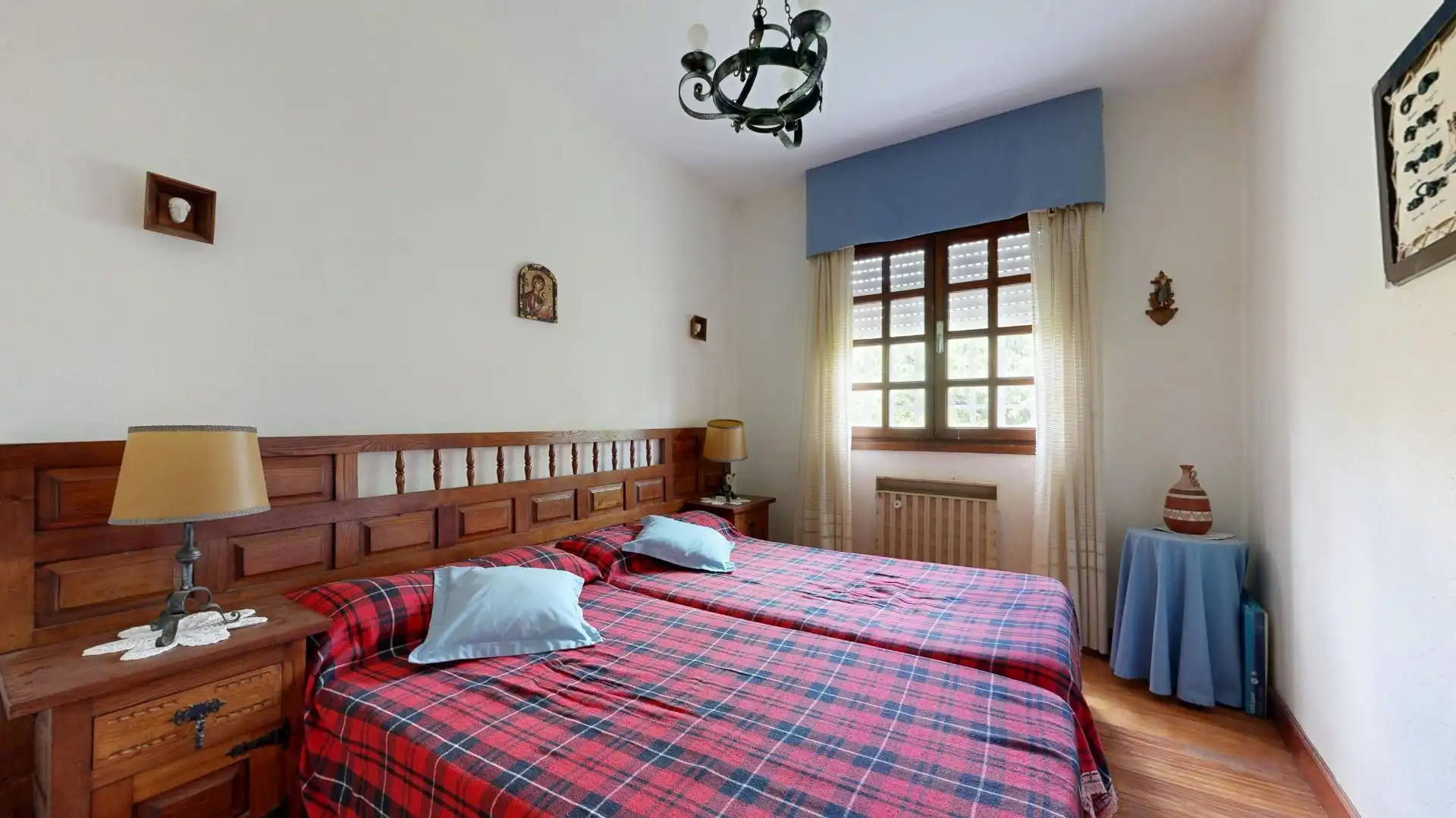 Dormitori de Casa o xalet en venda en Valle de Mena amb Jardí privat i Terrassa