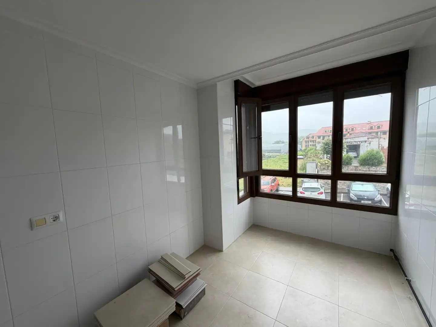 Habitación de Piso en venta en Meruelo con Calefacción, Terraza y Piscina comunitaria