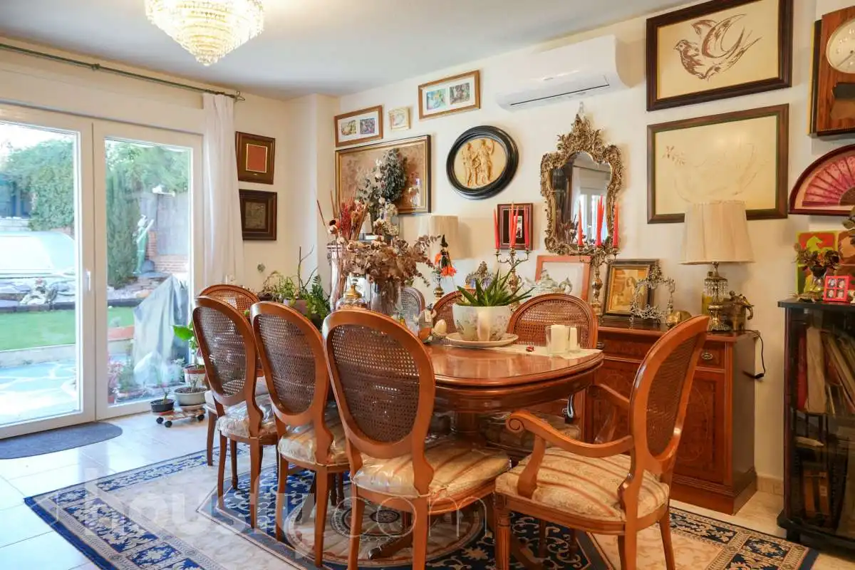 Comedor de Casa o chalet en venta en Rivas-Vaciamadrid con Aire acondicionado, Calefacción y Jardín privado