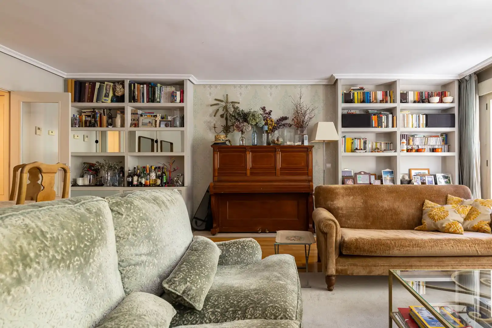 Sala d'estar de Apartament en venda en Madrid amb Aire condicionat, Calefacció i Terrassa