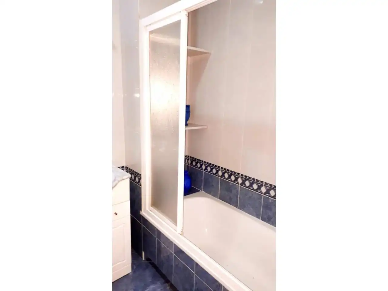 Baño de Dúplex en venta en Castro del Río con Terraza, Trastero y Balcón