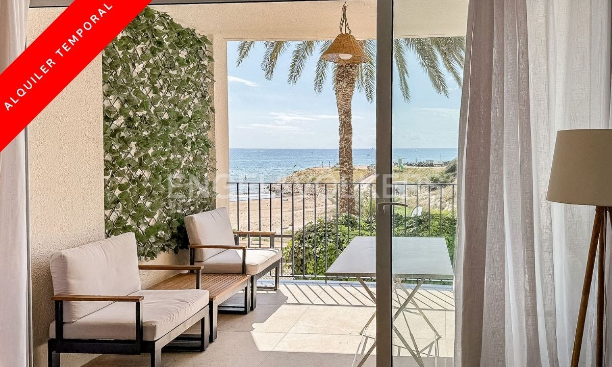 Terrassa de Apartament de lloguer en Sitges amb Aire condicionat, Calefacció i Terrassa
