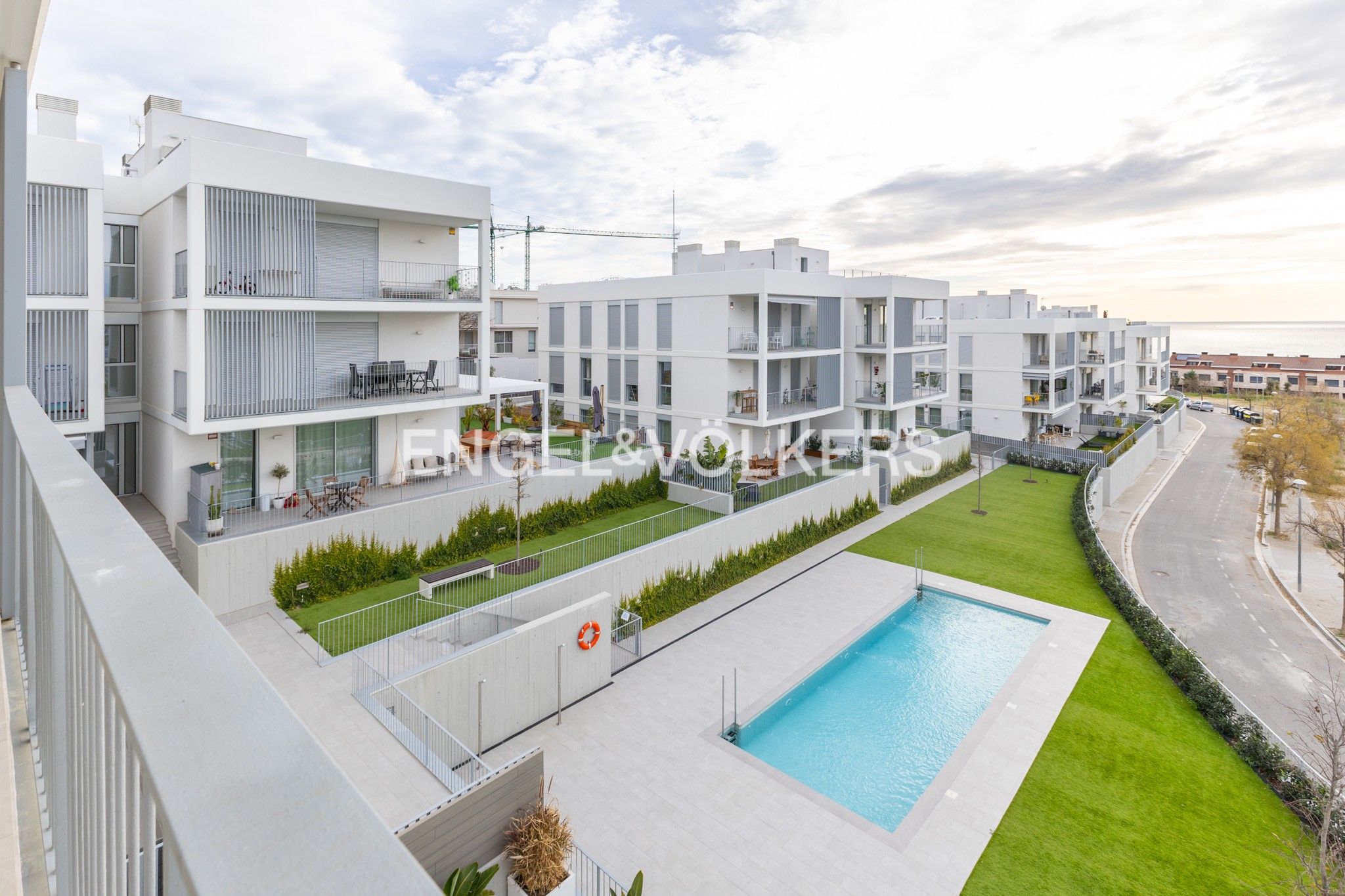 Exterior view of Duplex to rent in El Masnou  with Air Conditioner, Heating and Parquet flooring