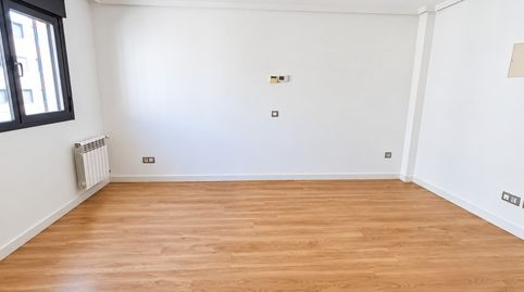 Foto 2 de Estudio en venta en Embalse de Navacerrada, 49, Ensanche de Vallecas - La Gavia, Madrid Capital