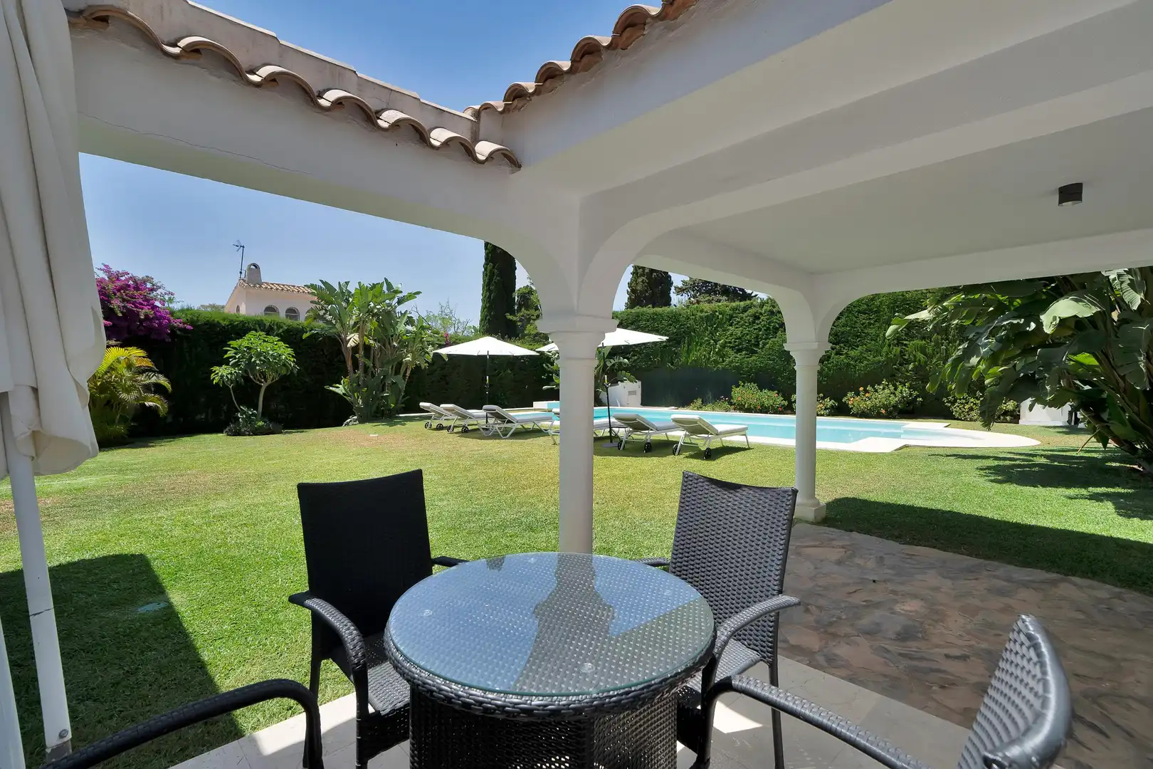 Terrassa de Casa o xalet de lloguer en Estepona amb Aire condicionat, Calefacció i Jardí privat