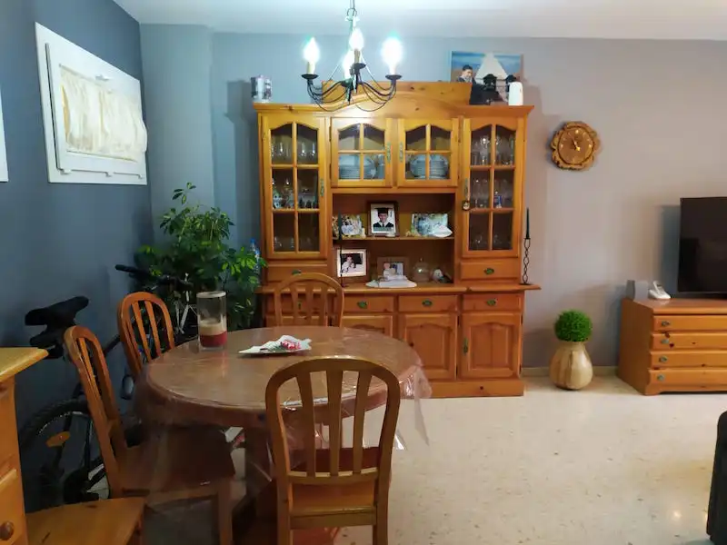 Comedor de Piso en venta en Vélez-Málaga con Trastero, Amueblado y Piscina comunitaria