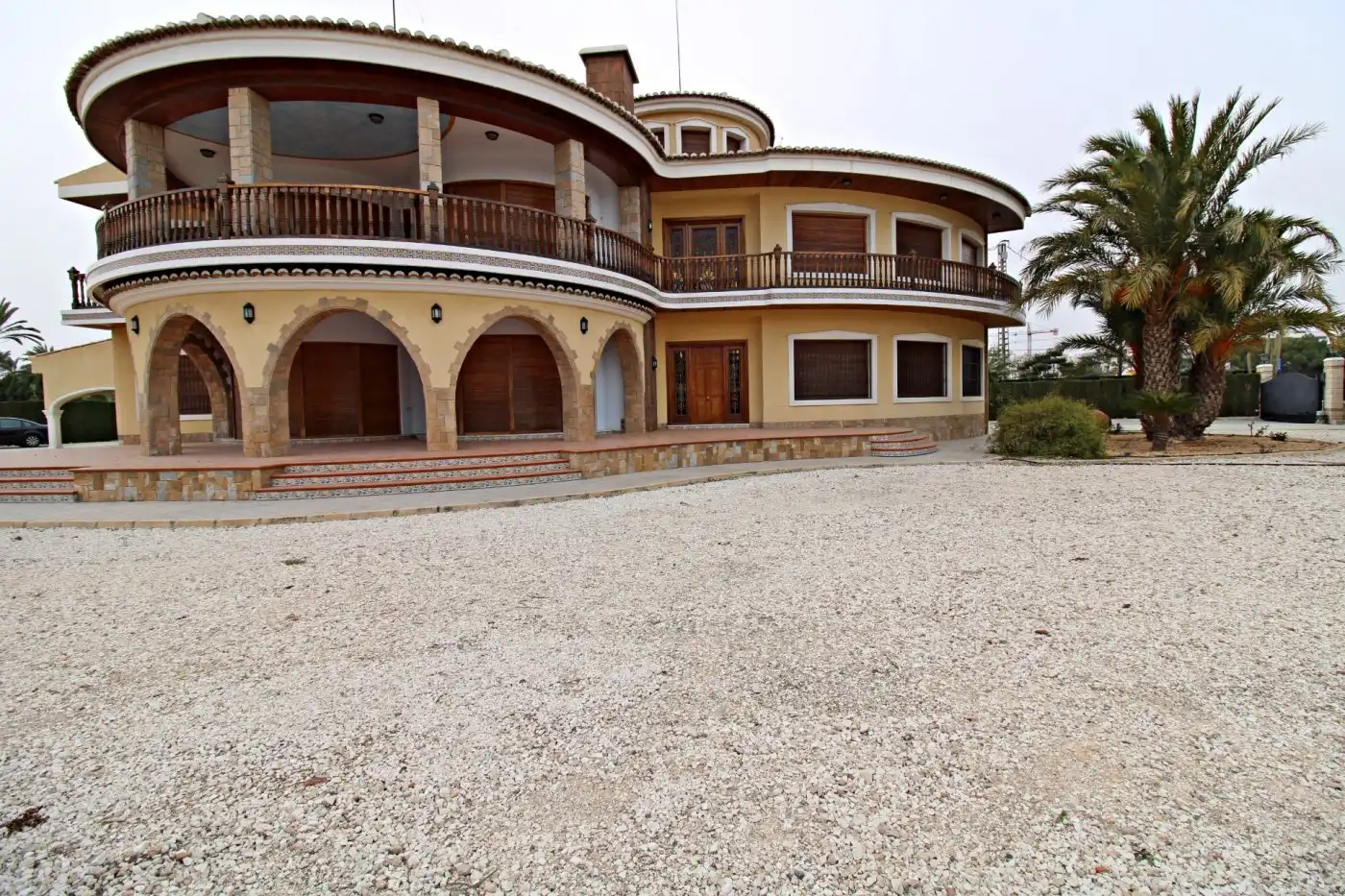 Vista exterior de Casa o xalet en venda en Elche / Elx amb Jardí privat, Terrassa i Traster
