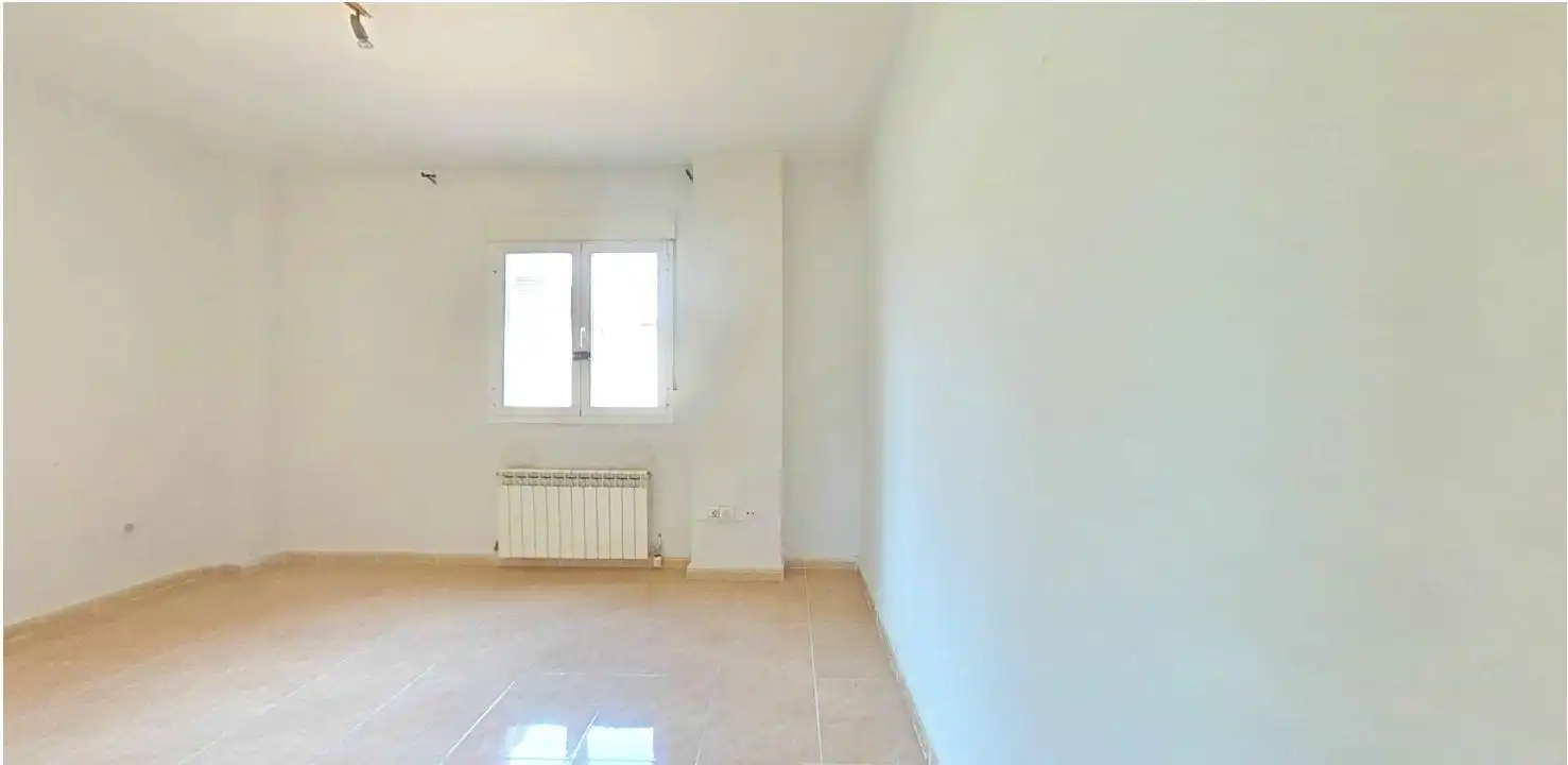 Flat with lift for sale in Travesía ANTONIA ROLDAN 5, imagen 2