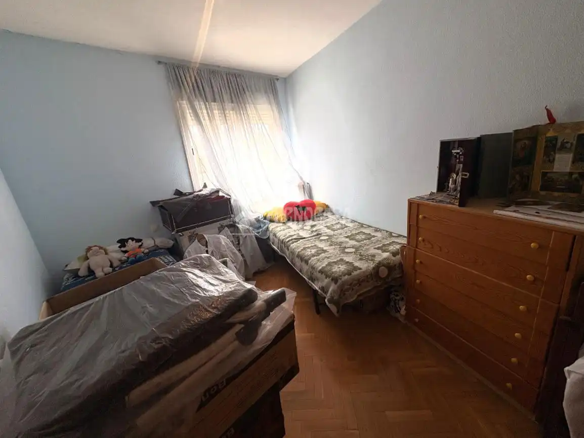 Habitación de Casa adosada en venta en Loeches