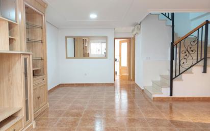 Casa adosada en venda en San Vicente del Raspeig / Sant Vicent del Raspeig amb Terrassa