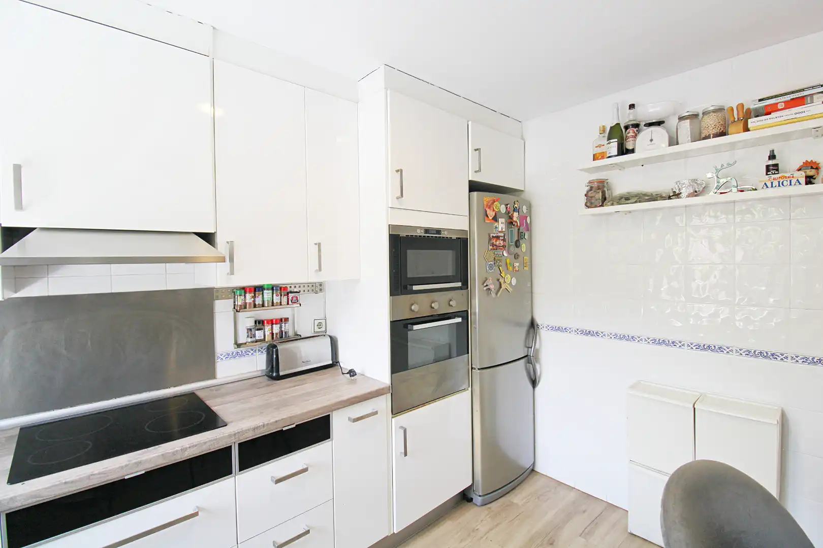 Semi-detached house with pool to rent in Capellanía - Retamar, imagen 7