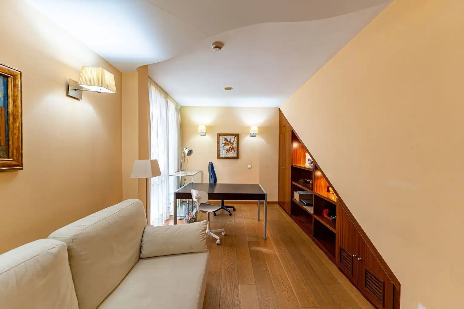 Sala de estar de Casa o chalet en venta en Nuevo Baztán con Aire acondicionado, Jardín privado y Terraza