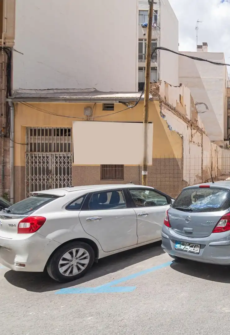 Außenansicht von Residential zum Verkauf in Elche / Elx