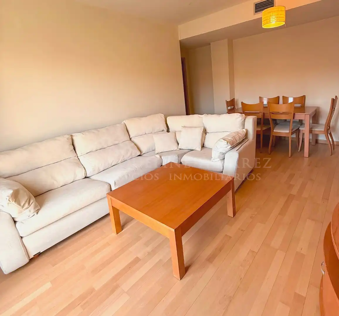 Living room of Flat for sale in Móstoles  with Air Conditioner, Heating and Furnished