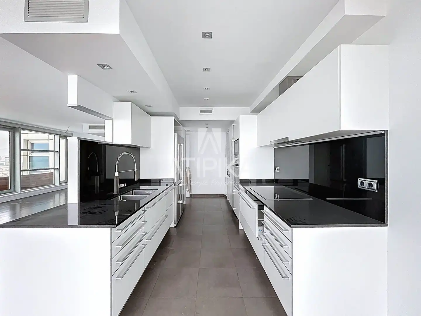 Cocina de Ático en venta en Barcelona con Aire acondicionado, Parquet y Terraza