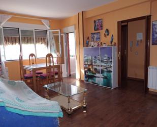 Living room of Flat for sale in Quismondo  with Air Conditioner, Terrace and Balcony