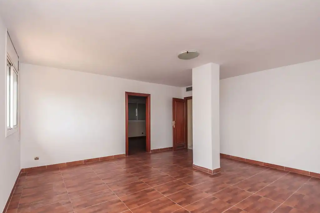 Sala d'estar de Casa o xalet en venda en Cambrils amb Aire condicionat, Calefacció i Jardí privat