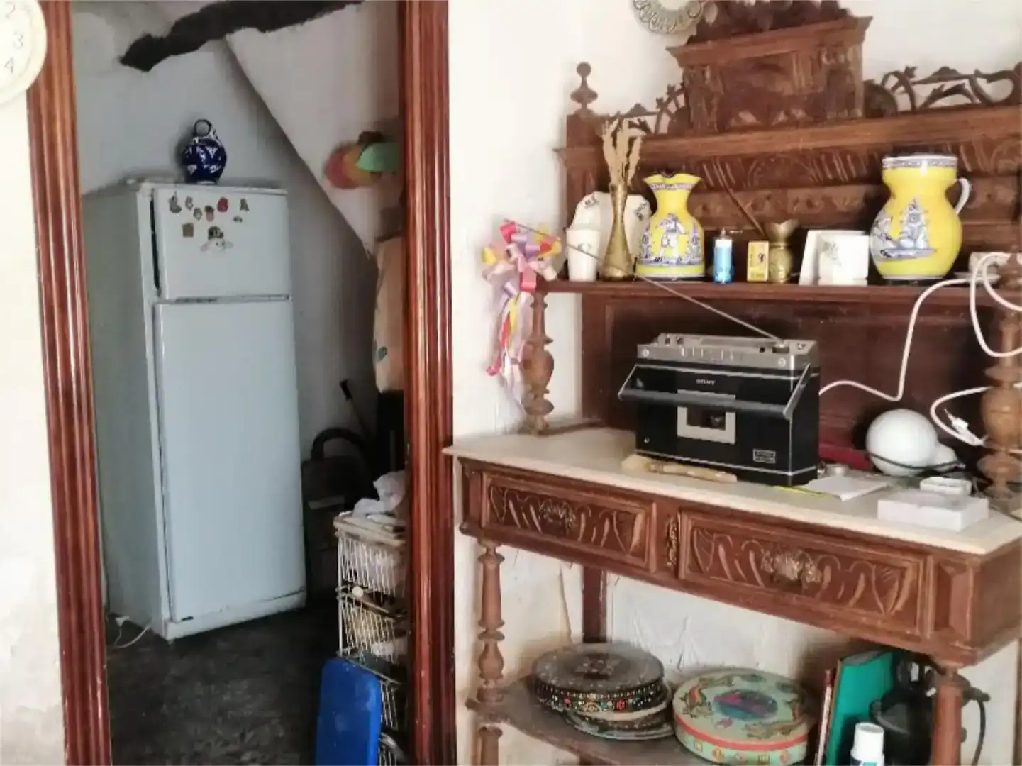 Cuina de Finca rústica en venda en Hueva amb Jardí privat, Traster i Moblat
