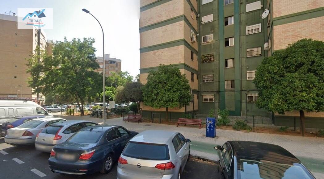 Exterior view of Flat for sale in  Sevilla Capital  with Terrace and Balcony