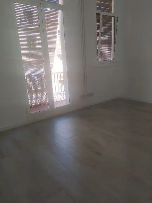 Schlafzimmer von Wohnung zur Miete in Barcelona mit Klimaanlage, Heizung und Ofen