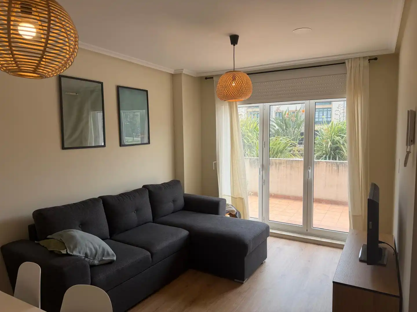 Sala de estar de Piso de alquiler en Barreiros con Calefacción, Terraza y Amueblado