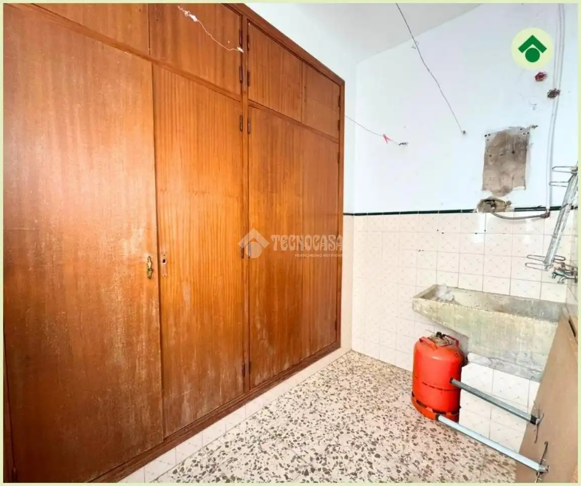 Cuina de Casa o xalet en venda en Las Cabezas de San Juan amb Terrassa
