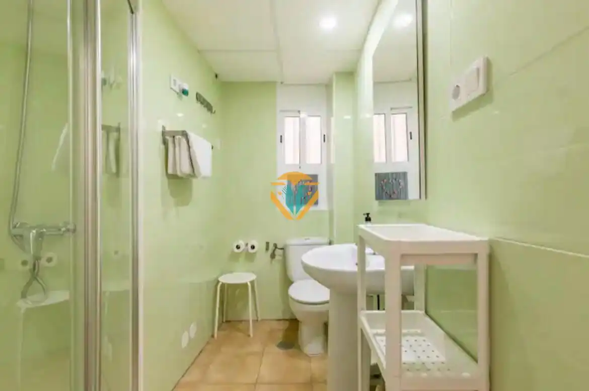 Baño de Piso en venta en Benidorm con Aire acondicionado, Calefacción y Terraza