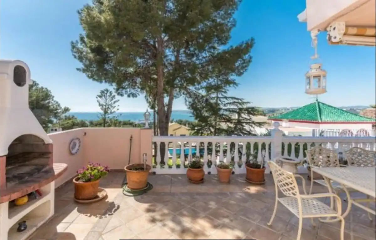 Garden of Houses for sale in Estepona  with Air Conditioner, Private garden and Terrace