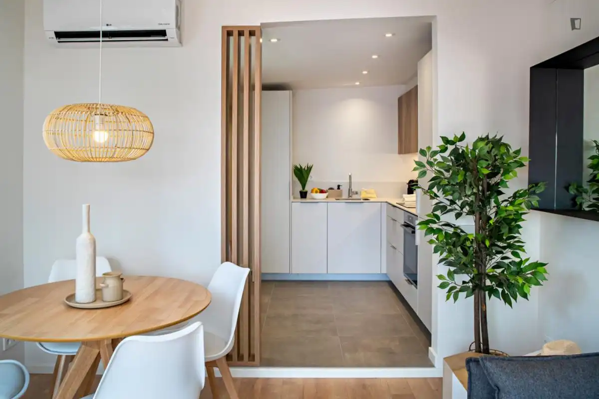 Apartament amb ascensor de lloguer a Eixample, imagen 3