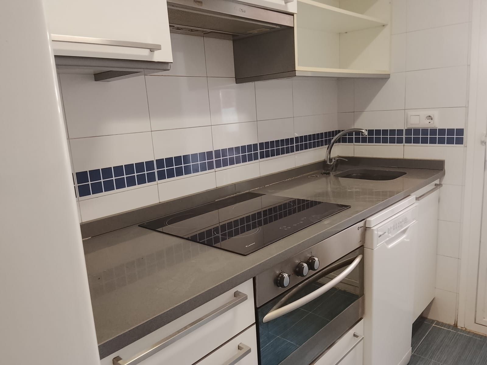 Attic to rent in Tenería I – La Tenería II, Pinto