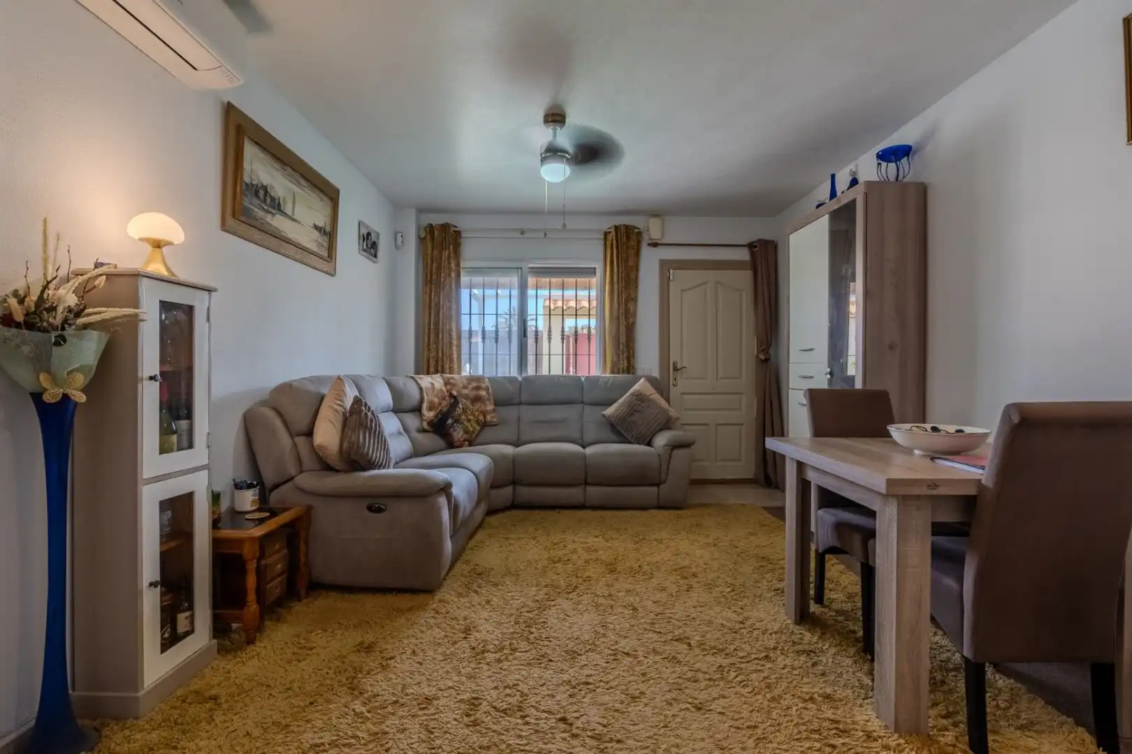 Casa adosada en venda a Calle C. Isla Tenerife-Cast I, 5, Playa Grande - Castellar